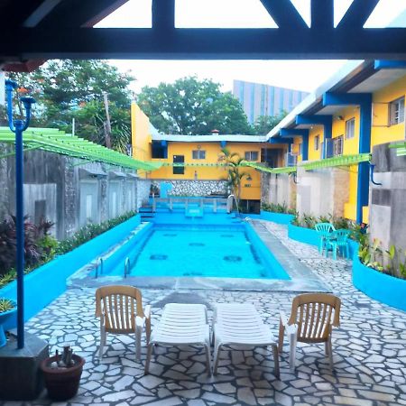 2 Hotel Saleh Angeles Eksteriør bilde